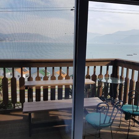 Rainbow Hill Pension Namhae Ngoại thất bức ảnh