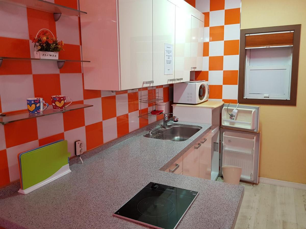 Rainbow Hill Pension Namhae Ngoại thất bức ảnh