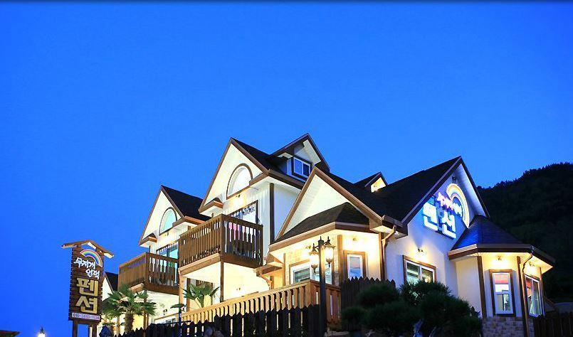 Rainbow Hill Pension Namhae Ngoại thất bức ảnh