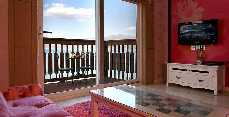 Rainbow Hill Pension Namhae Ngoại thất bức ảnh